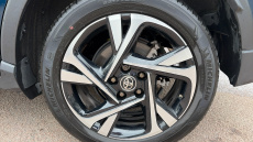 Toyota C-HR 1.8 Hybrid Design 5dr CVT Hybrid Hatchback